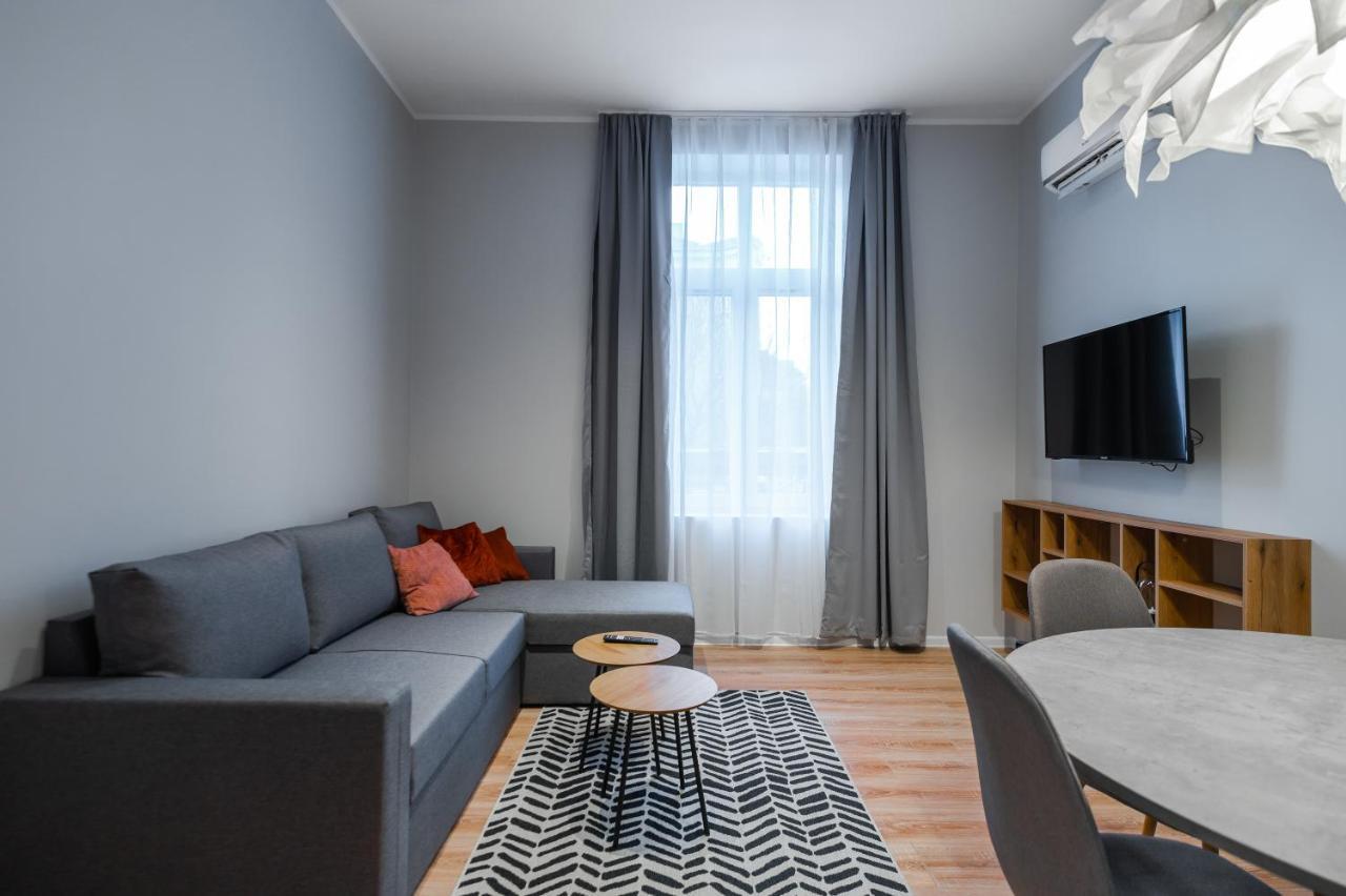 New Black & White - 2Bdr Apartment With Balcony Sofia Eksteriør billede